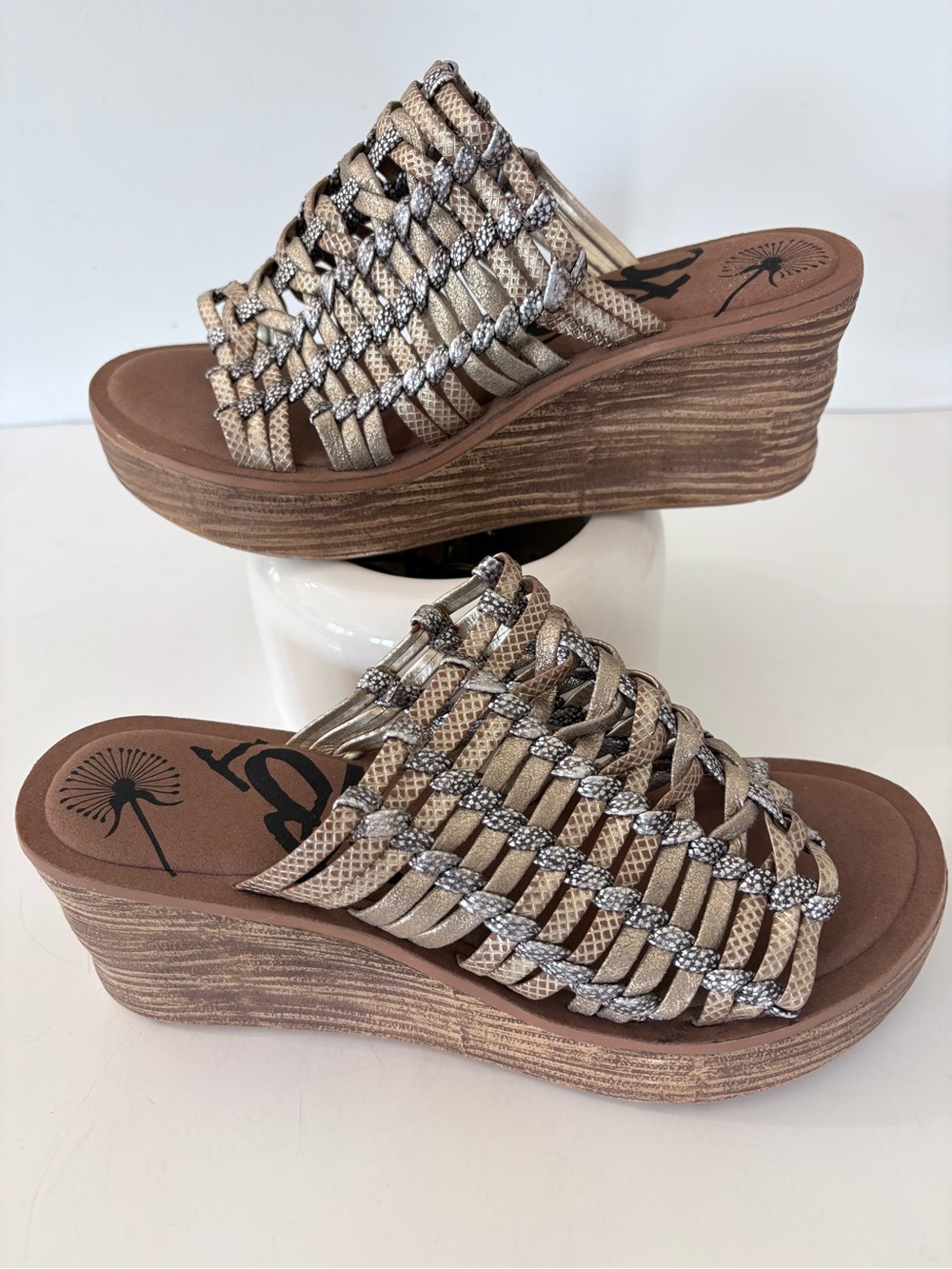 OTBT STARLIKE Woven Leather Wedge Slide Sandals Metallic Boho Hippie EUC 7.5 - Picture 11 of 13